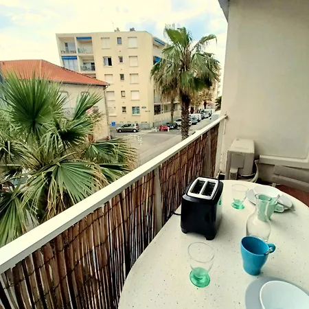 Proche Plages Et Centre - Terrasse - Clim & Parking アパート パラヴァ・レ・フロ